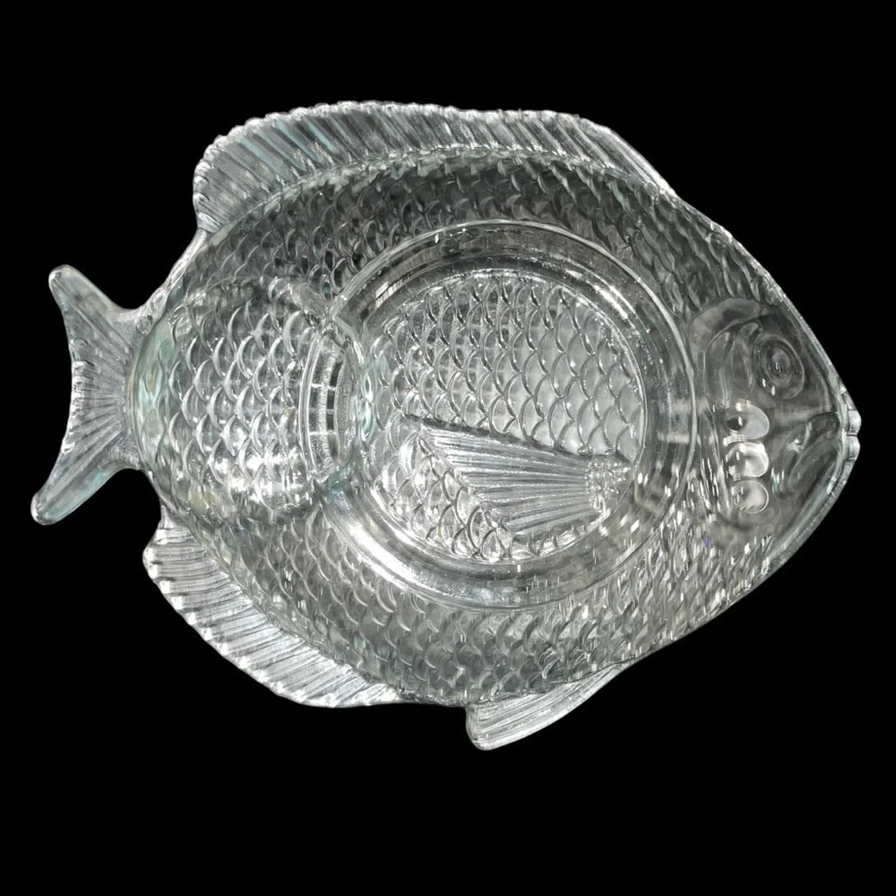 Vintage Glass Fish Embossed Snack Plate hors d'oeuvres Shrimp Cocktail Set of 6